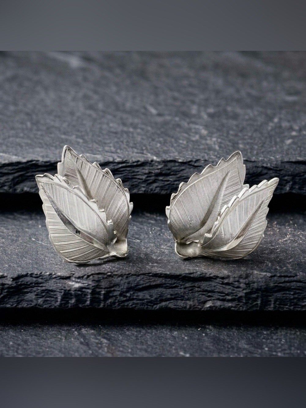 Vintage 60s Giovanni Silver Tone Textured Etched Double Leaf Clip On Earrings